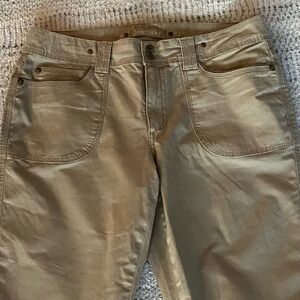 Jeanstar Khaki Crop Pants